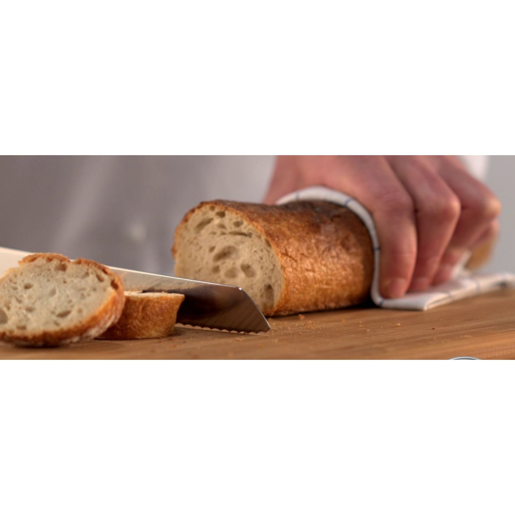 Cuchillo De Pan 23.4cm