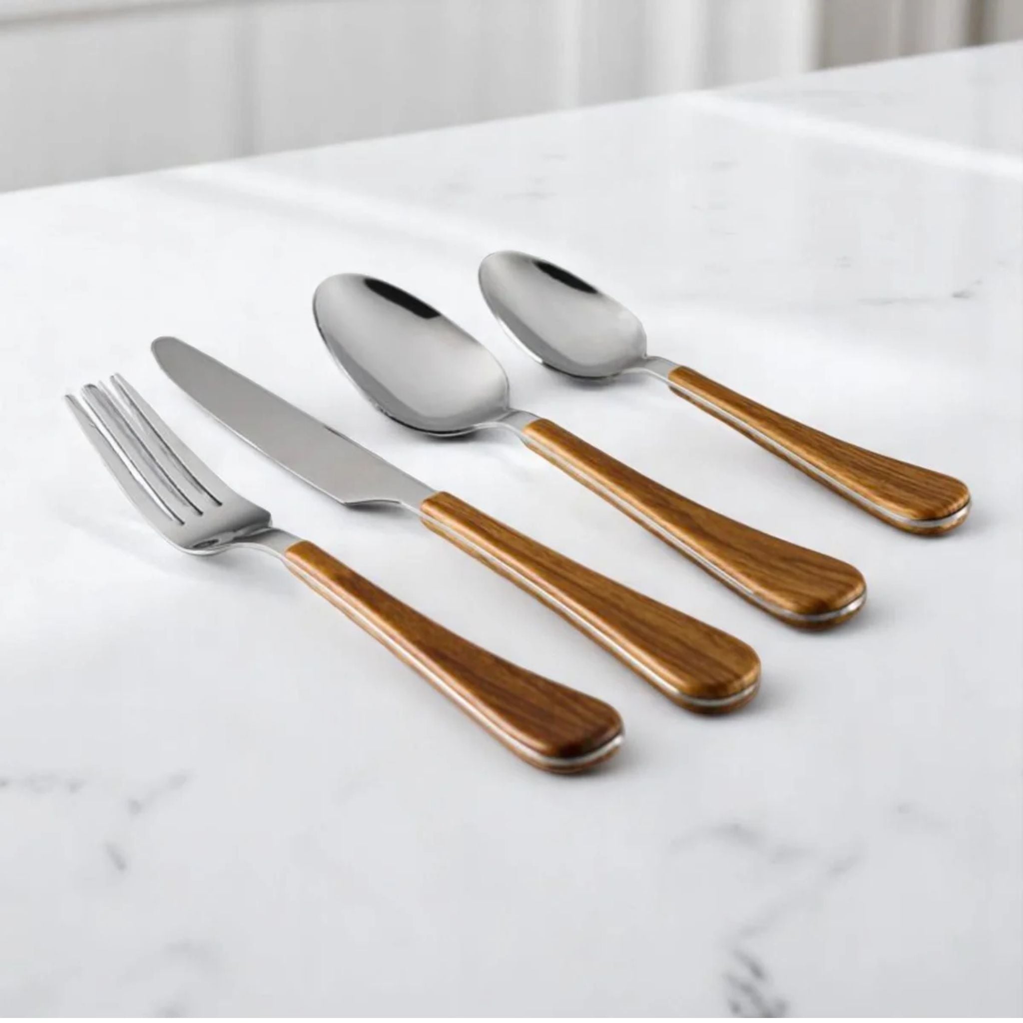 Juego De Cubiertos Mango Madera